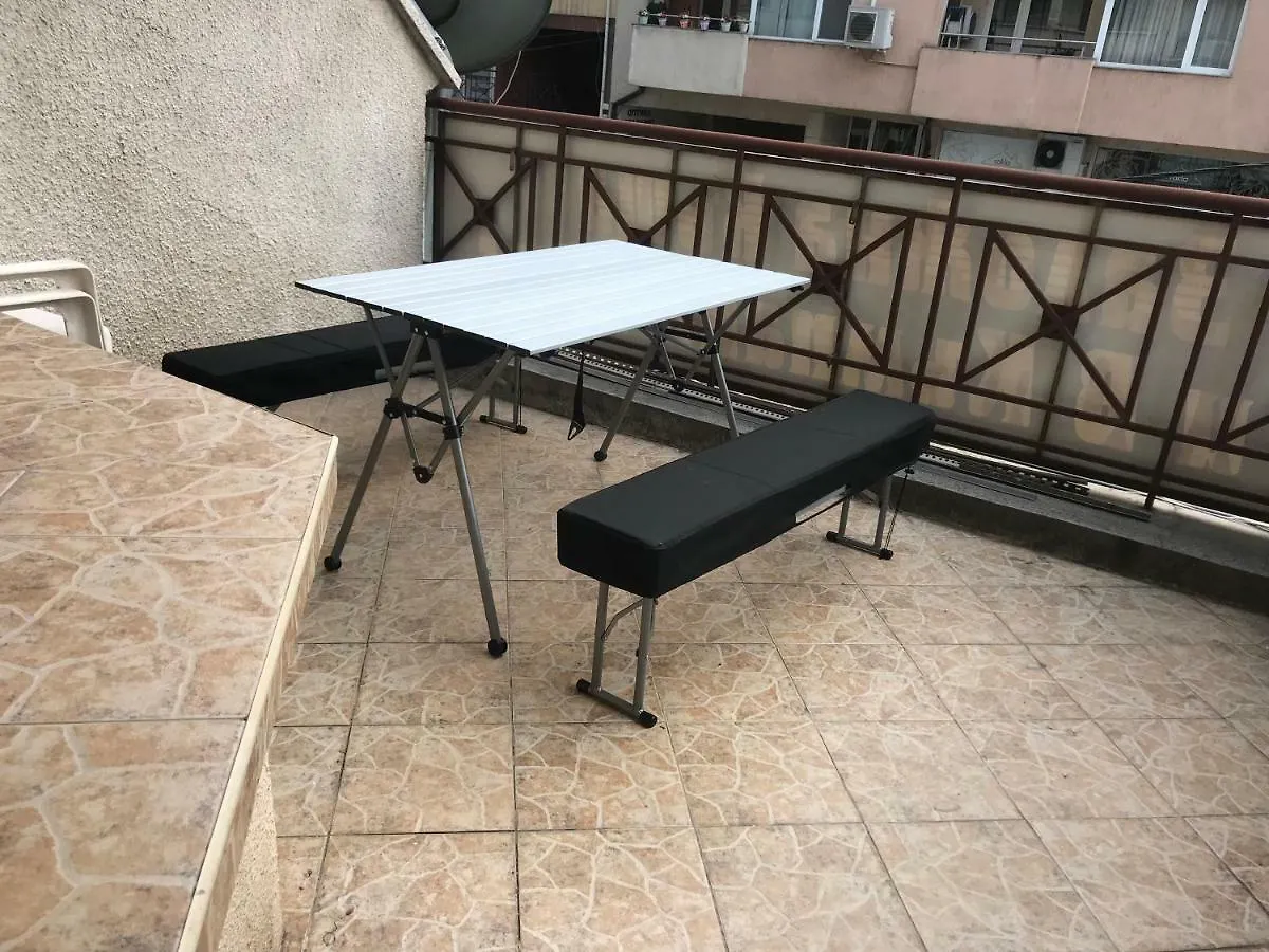 Fantastic 3 Bedroom Apartment Sofia
